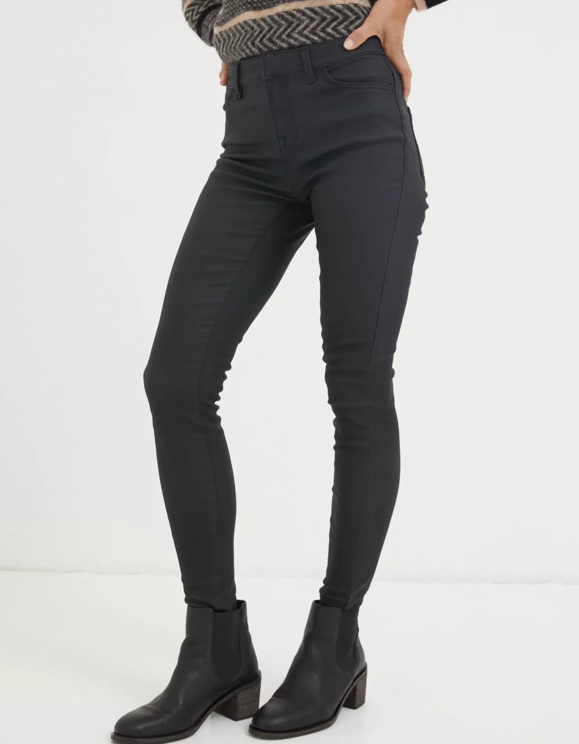 Five Pocket Coated Jegging