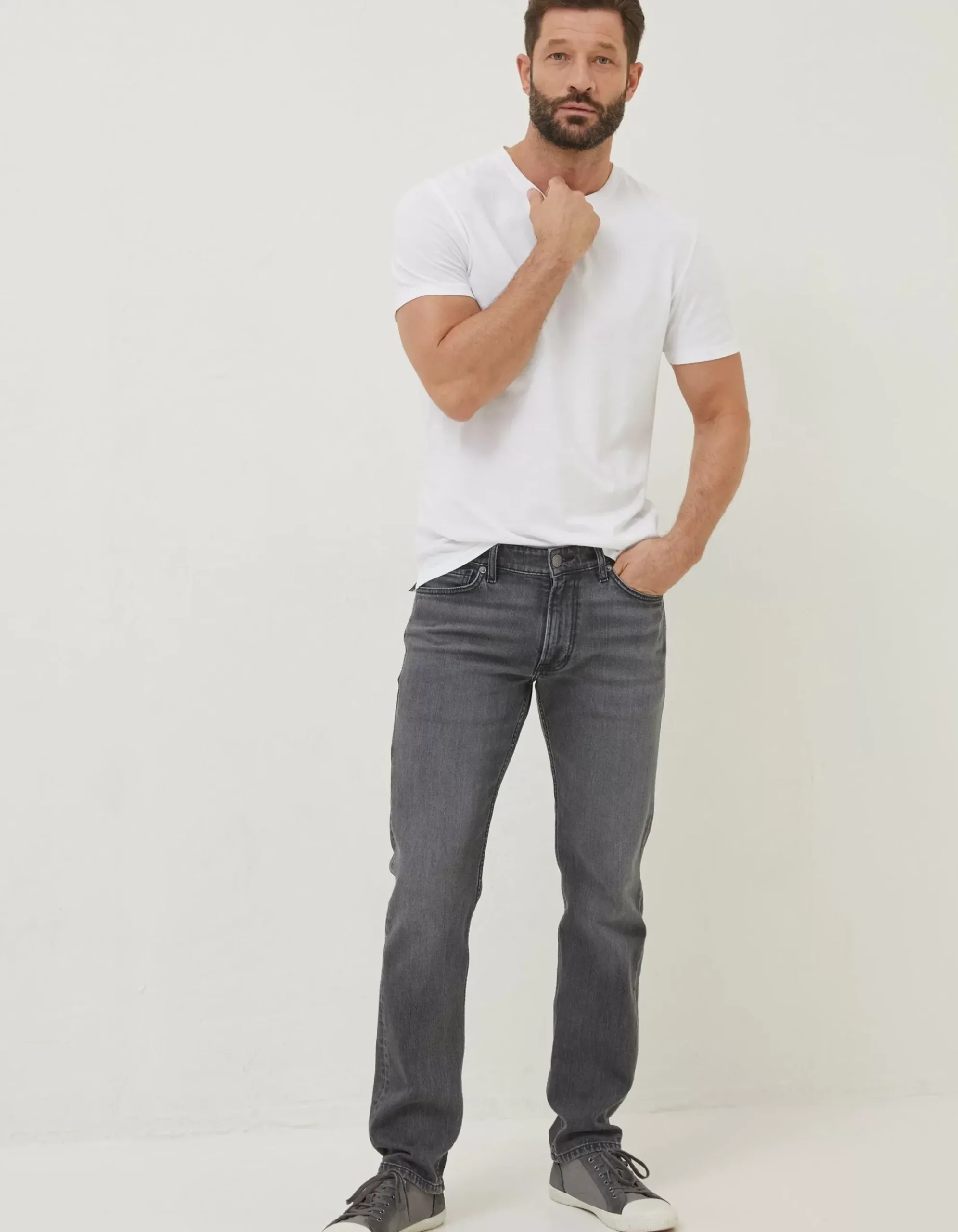 Slim Wash Jeans